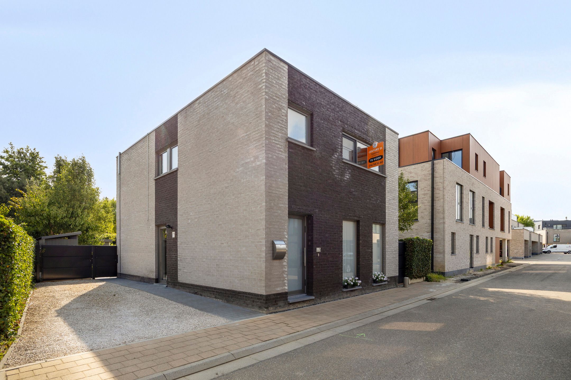Energiezuinige woning met drie slaapkamers te Wezemaal foto {{pictureIndex}}