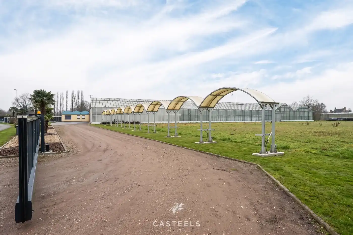 Sierteeltbedrijf 1,58 ha te koop op een toplocatie foto 2