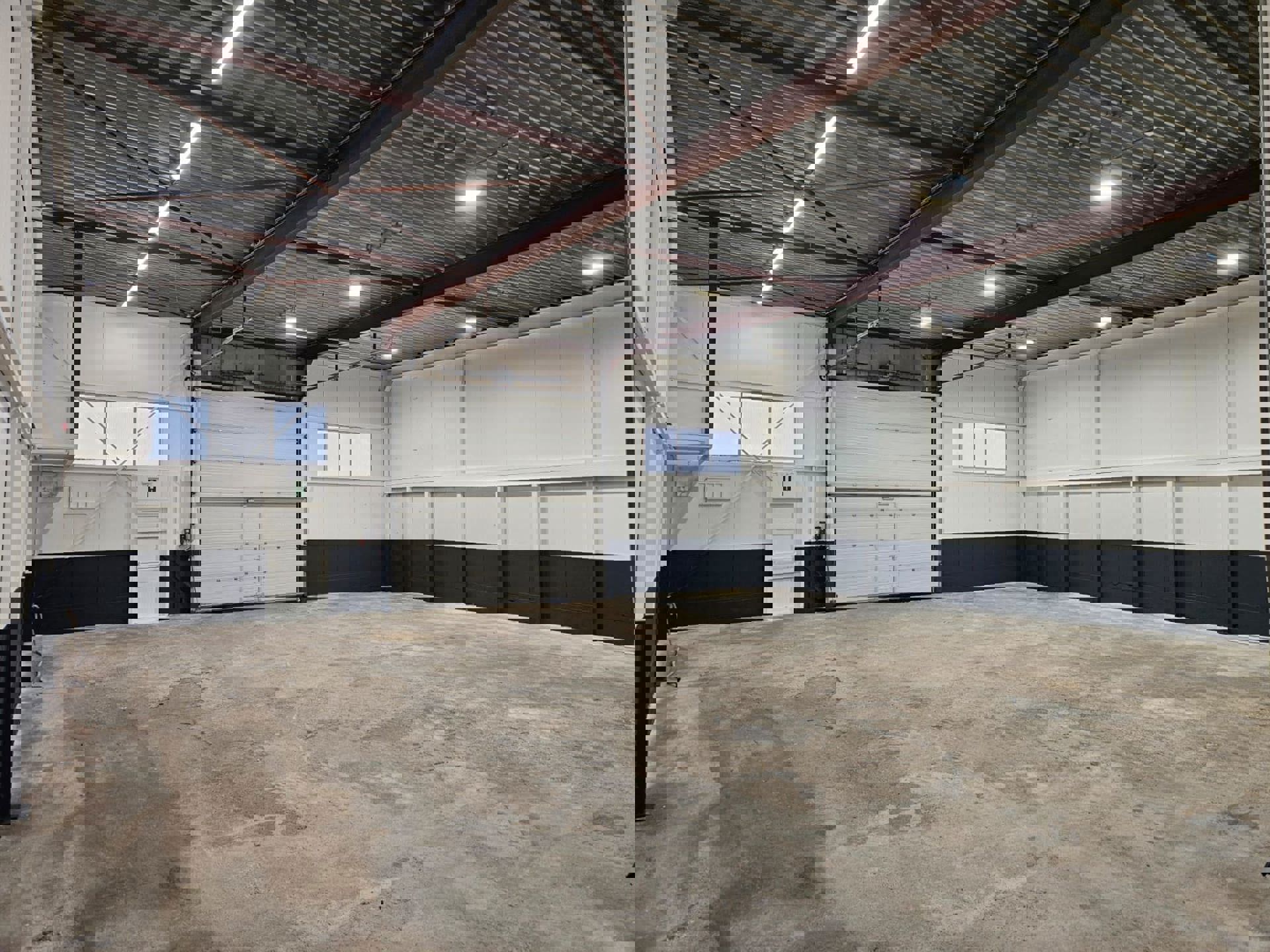 BEDRIJFSGEBOUW TE HUUR ZONHOVEN foto 6