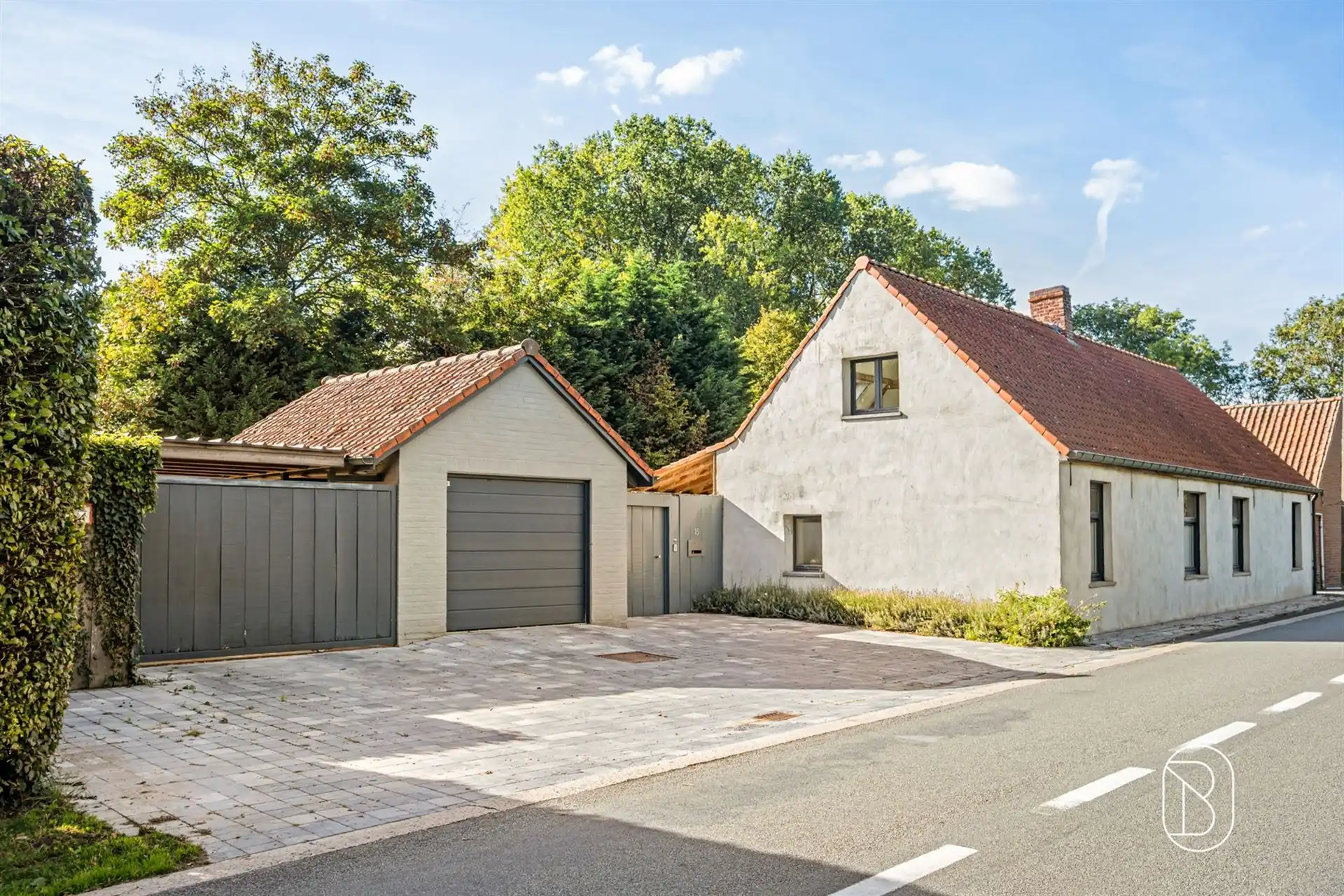 Charmante, gerenoveerde woning in Sint-Denijs foto 2