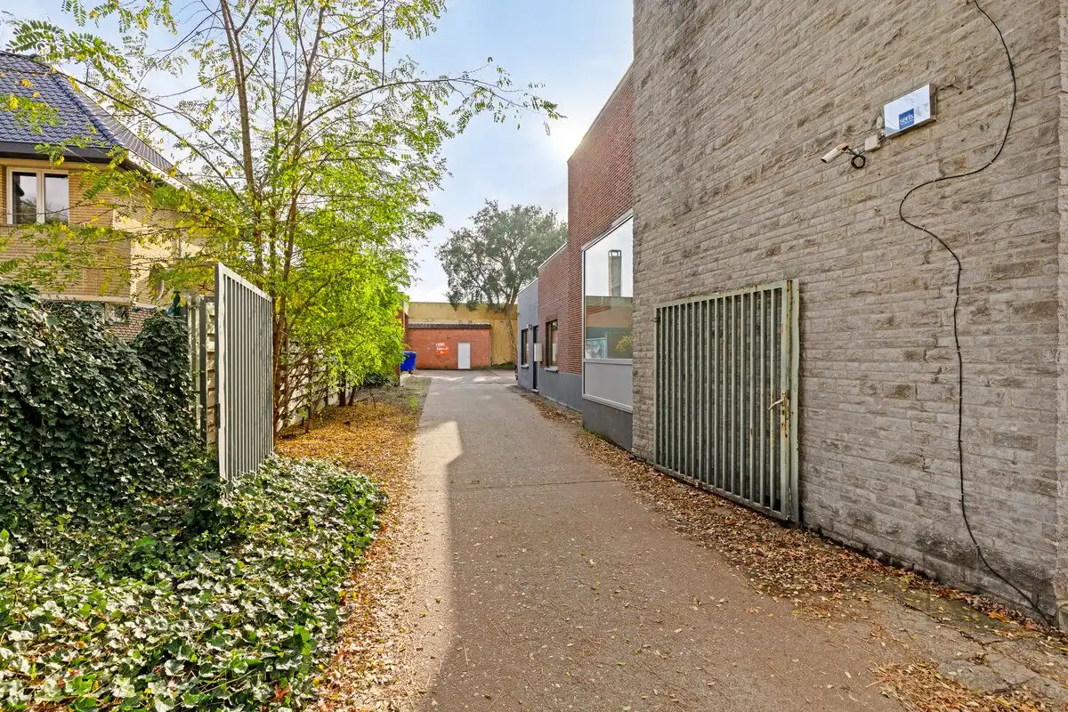 Instapklare en goed gelegen kantoorruimte foto 37