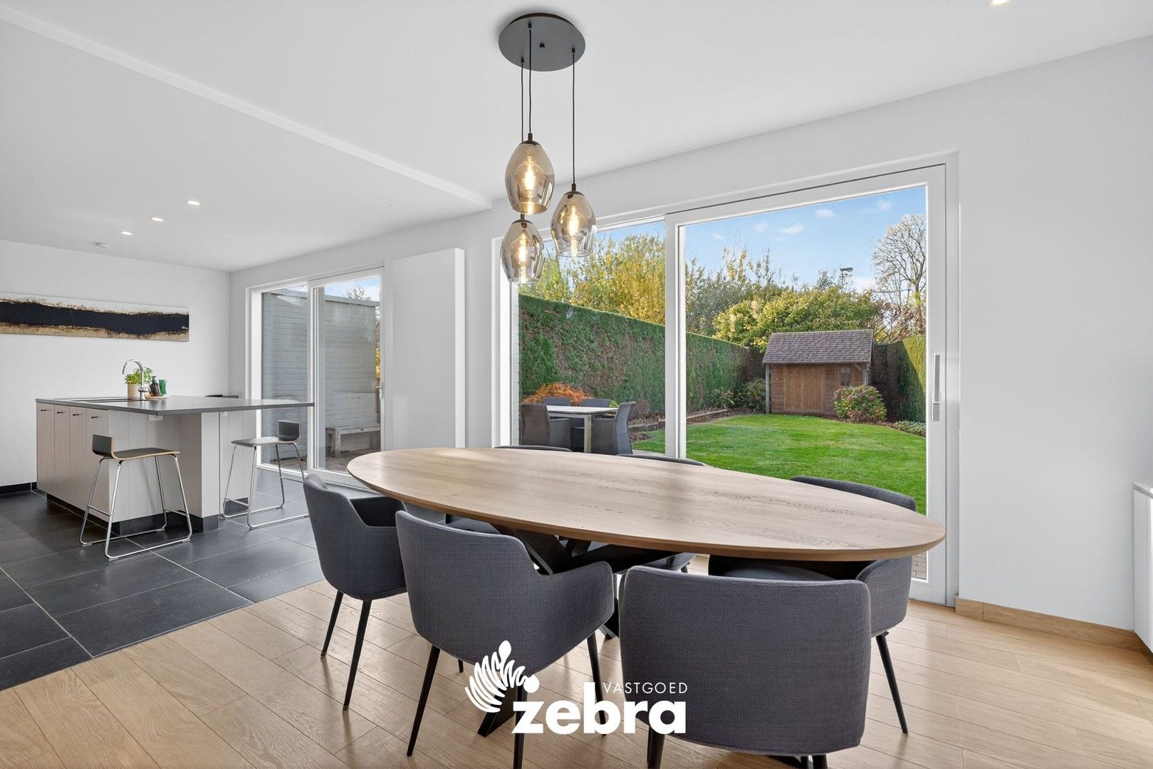 Energiezuinige halfopen bebouwing met zuidwestgerichte tuin te Kortrijk (Marke)! foto 6