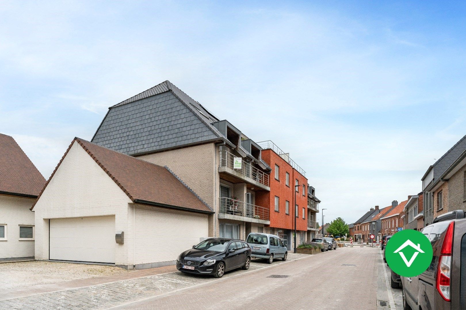 Appartement met twee slaapkamers, terras en garage te Gits foto 19