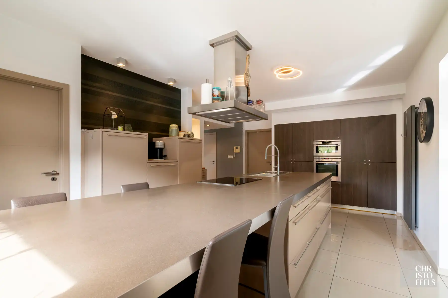 Penthouse (282 m²) met zuidgeoriënteerd terras in Hasselt! foto 2