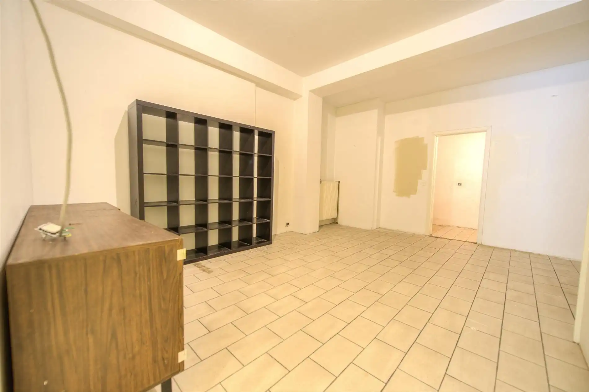 Handelspand gelegen in een zijstraat van de zeedijk ter hoogte van het Driehoekplein. foto 7