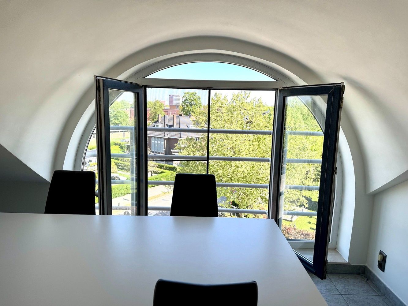 Instapklaar app., 1  grote slk., binnen de grote ring foto 6