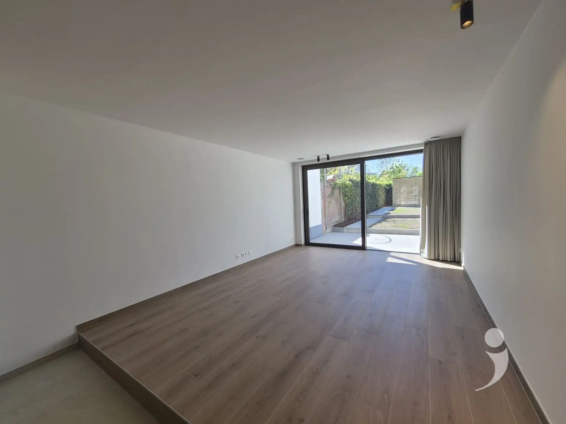 gelijkvloerse nieuwbouw appartement foto 3