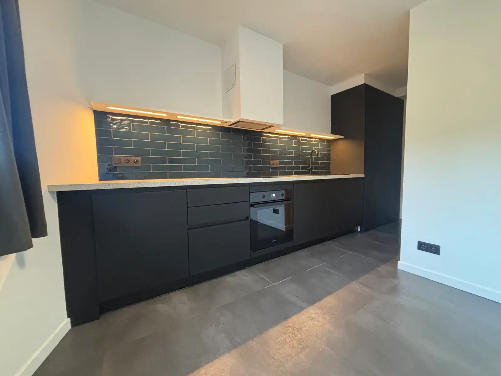 Moderne studio inclusief autostaanplaats foto 2