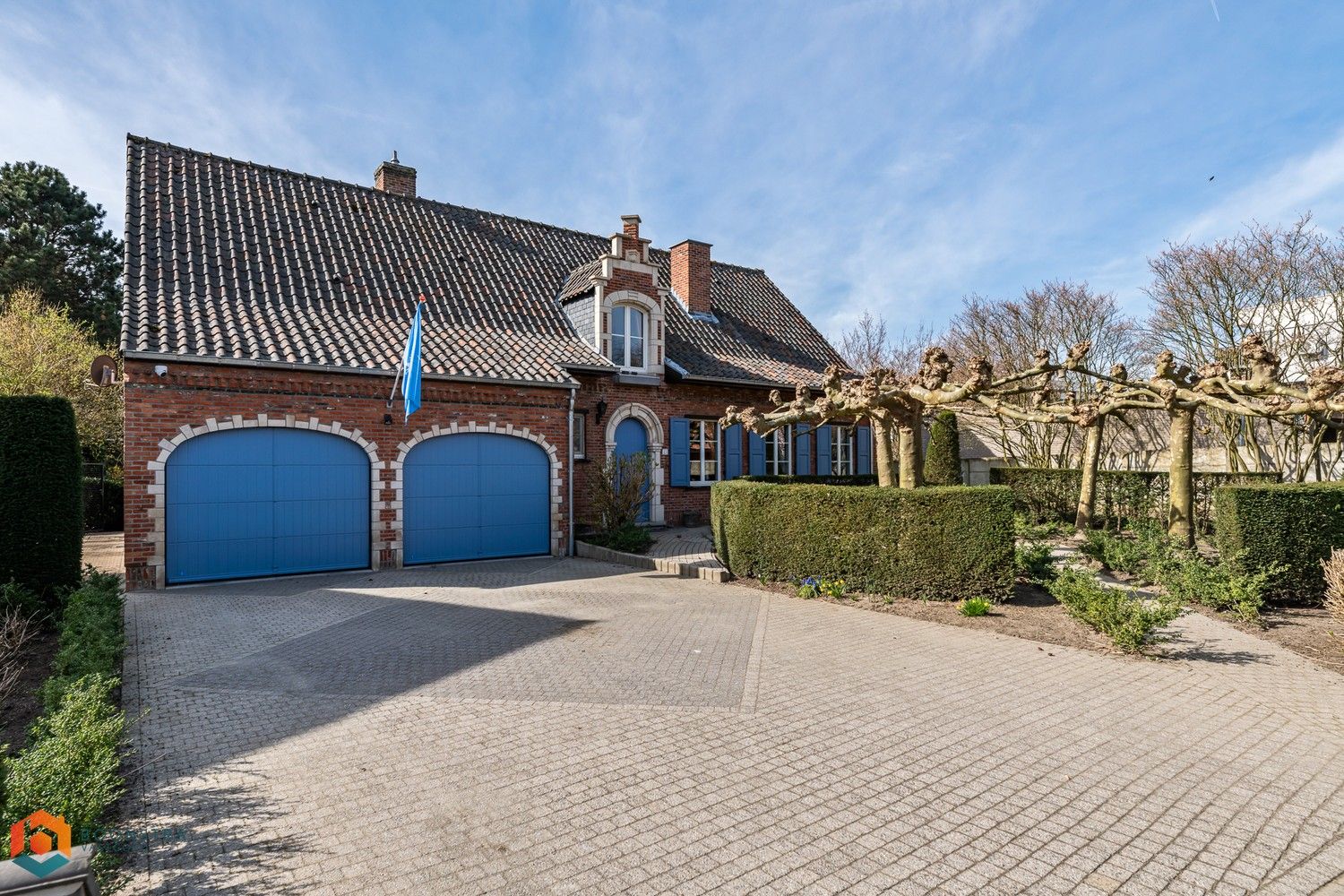 Villa met prachtige tuin en 3 slpkrs foto 31