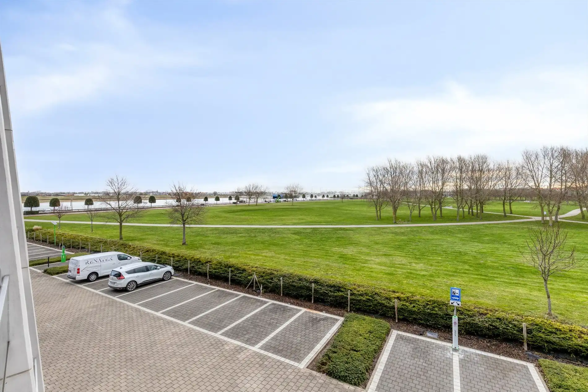 Zonnige studio met zicht op het park, Nieuwpoort foto 9