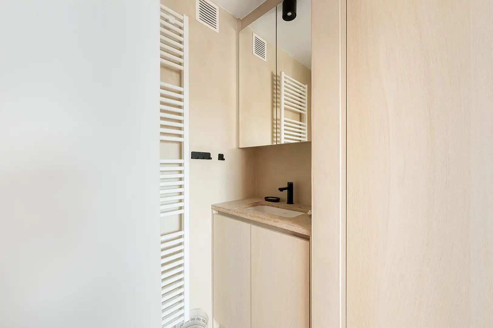 Instapklare duplex appartement met drie slaapkamers en een ruim zonneterras. foto 27