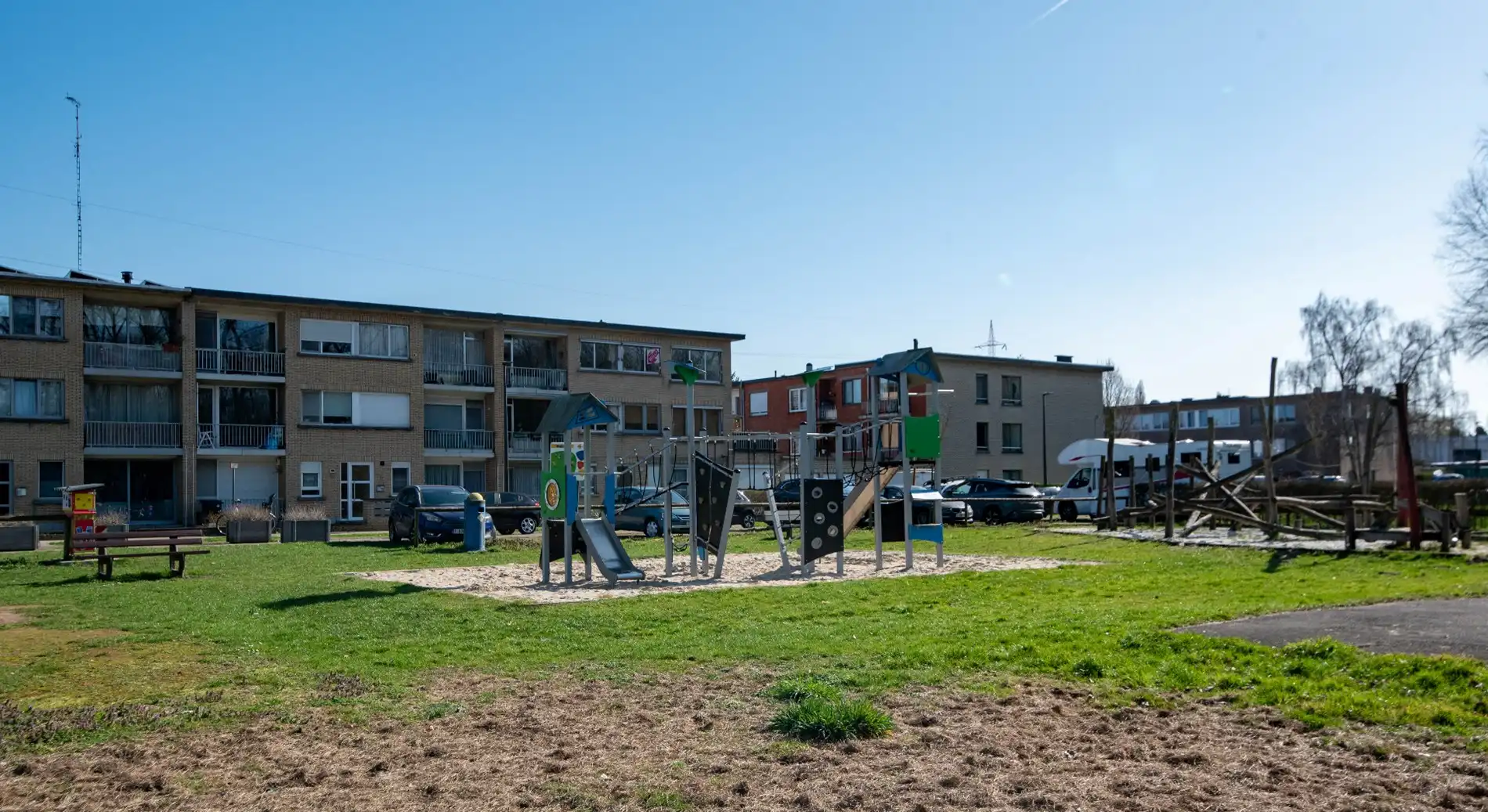 Appartement met 2 slpk., garage en rustgevend groen uitzicht foto 30