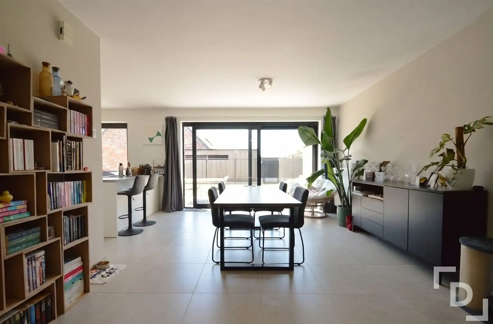 Moderne woning met tuin te huur. foto 7