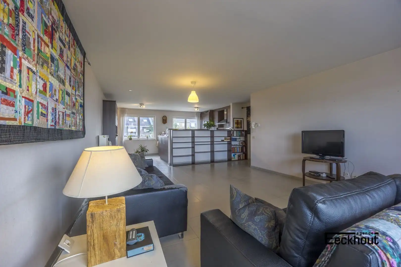 Zeer ruime, recente woning met open zicht op de Spuikom! foto 12