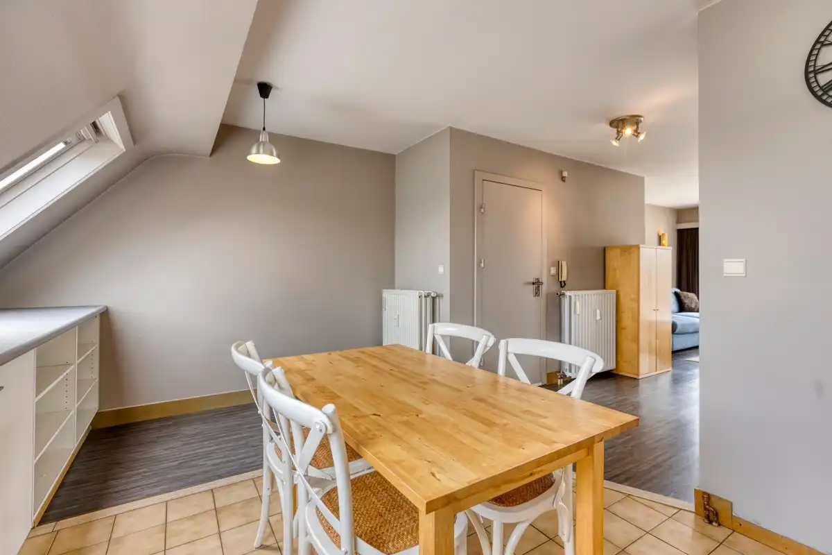 Ruim appartement met groot terras te koop in Koksijde! foto 9