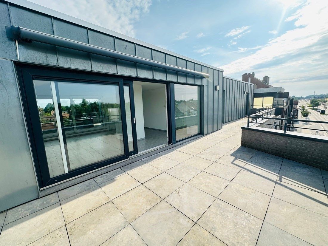 Luxe penthouse appartement te Hasselt/Kermt foto 26