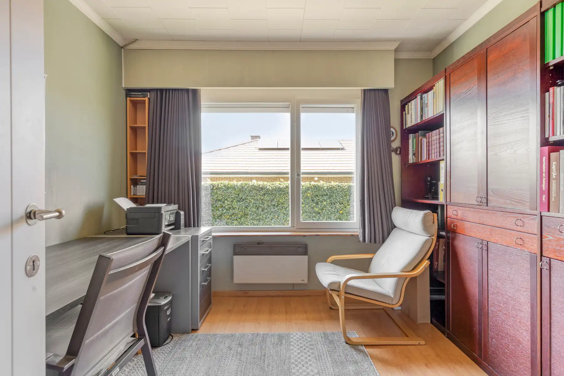 Leemans Immobiliën presenteert u deze charmante, instapklare bungalow, ideaal gelegen in het gegeerde Asse.  foto 14