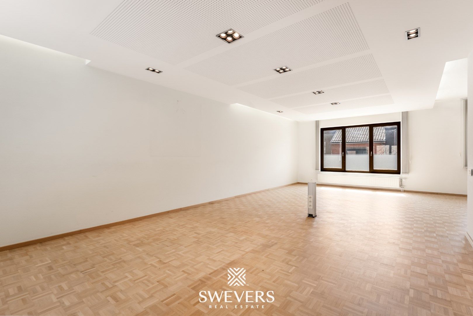 Veelzijdig handelspand op toplocatie in het centrum van Beringen foto 5