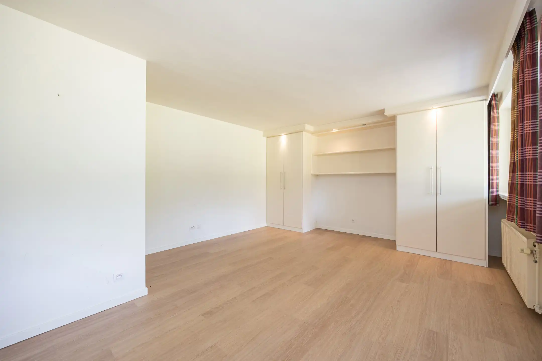 Ruime villa met 2 (mog. 3) slaapkamers op 2.030 m² op het ZW foto 22