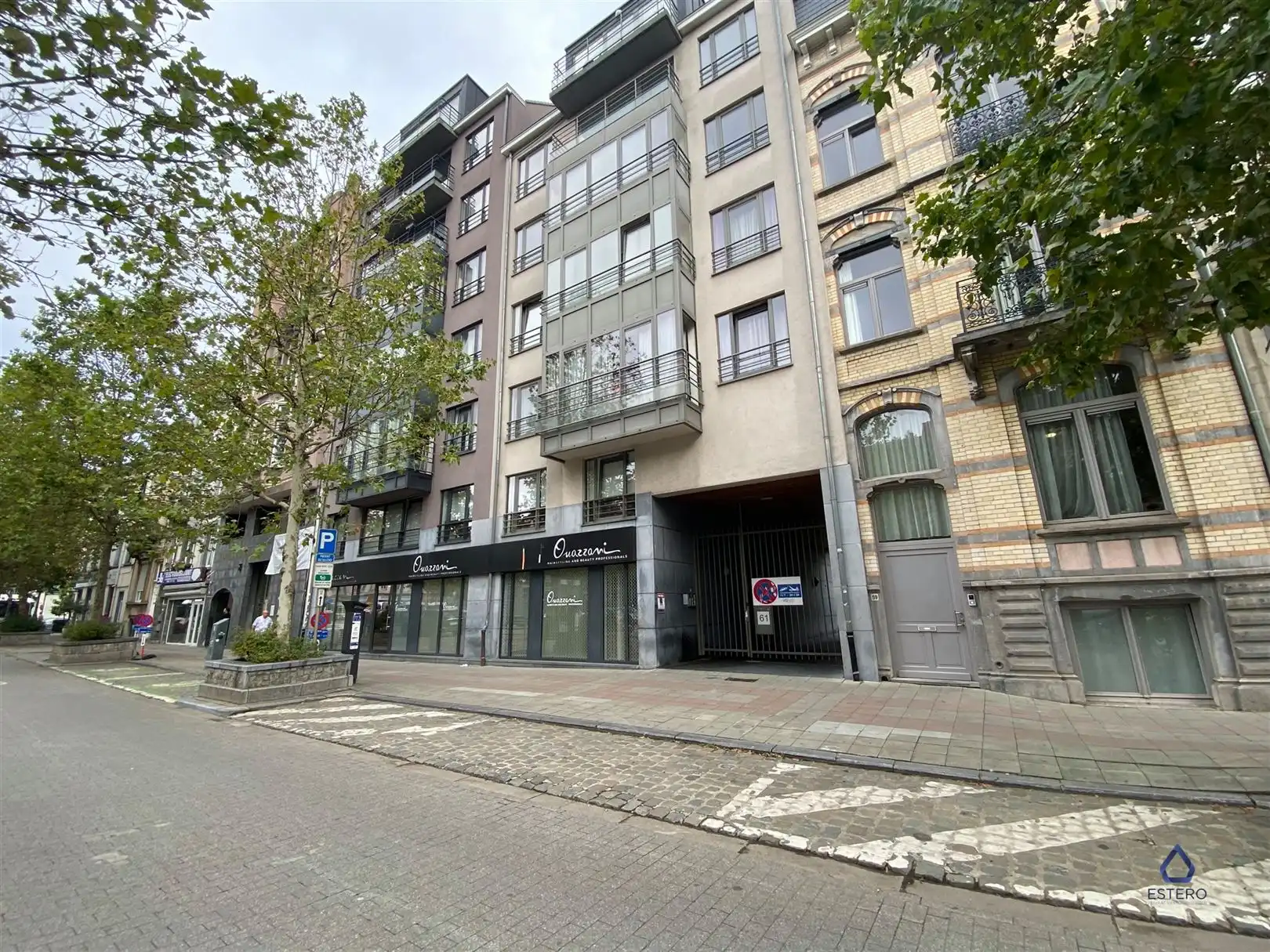 Mooi 2 slaapkamer appartement met terras en parking foto 10