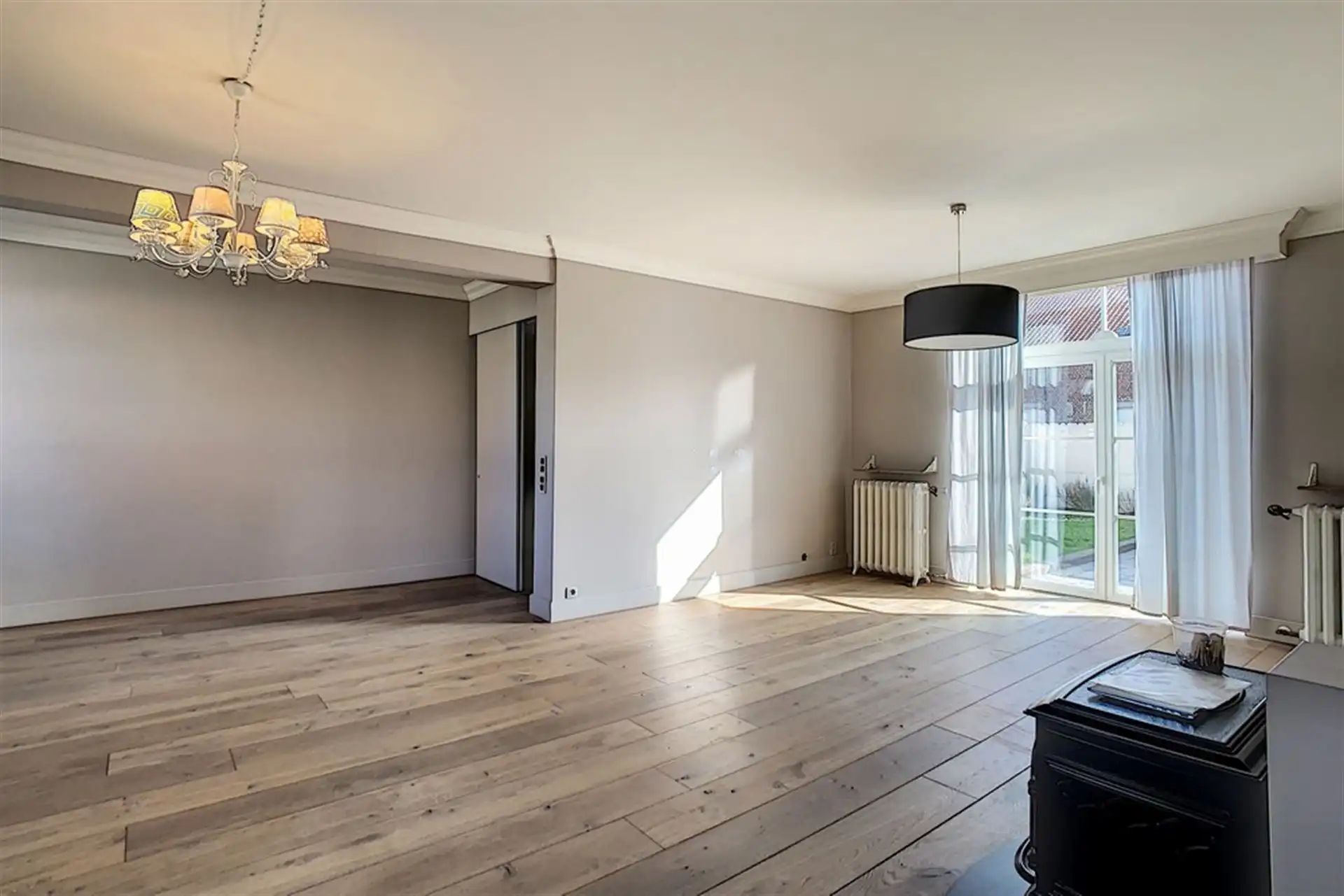 Karaktervolle woning met leuk terras en garagebox foto 5