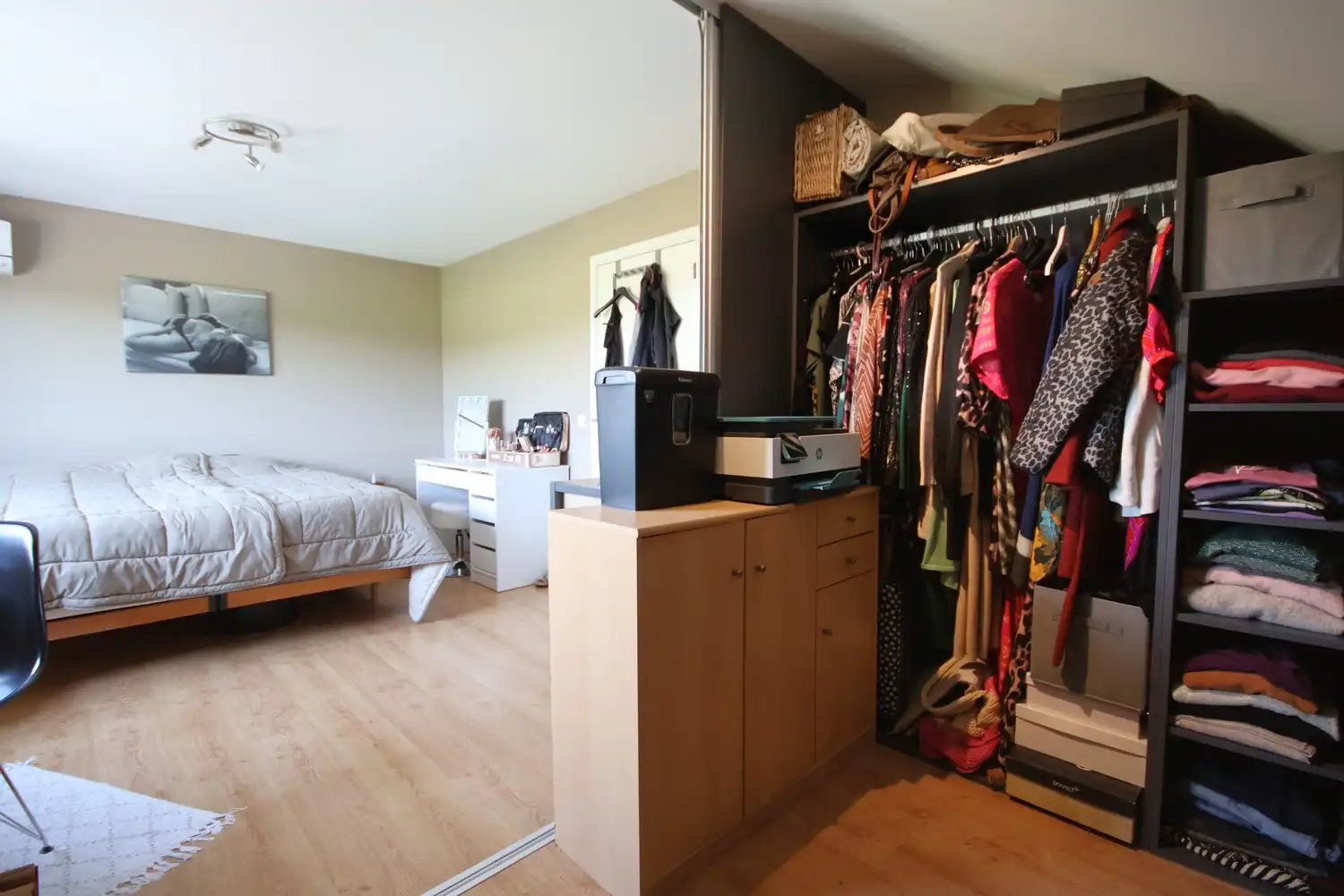 Zeer ruim duplexappartement met 3 slaapkamers in een groene omgeving foto 28