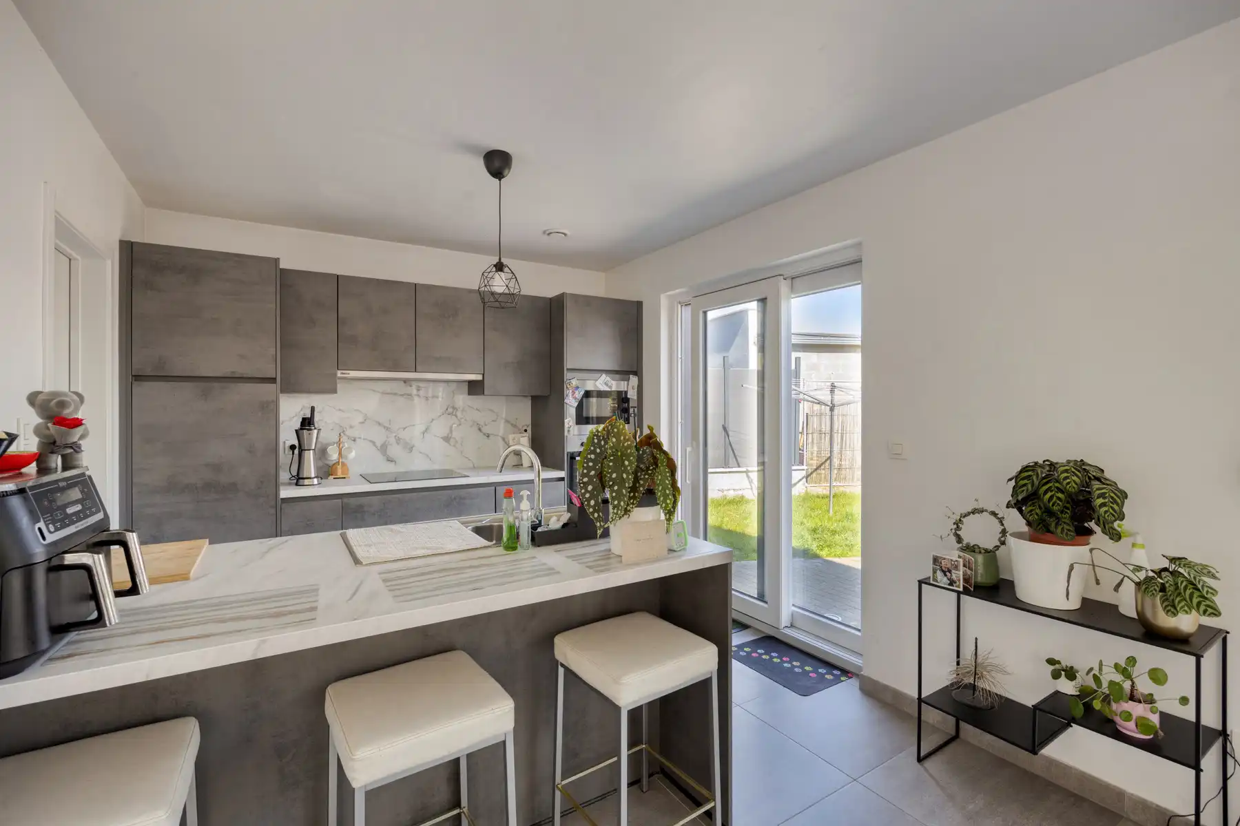 Leemans immobiliën biedt u deze uitzonderlijk ruime en energiezuinige woning aan in Merchtem! foto 11