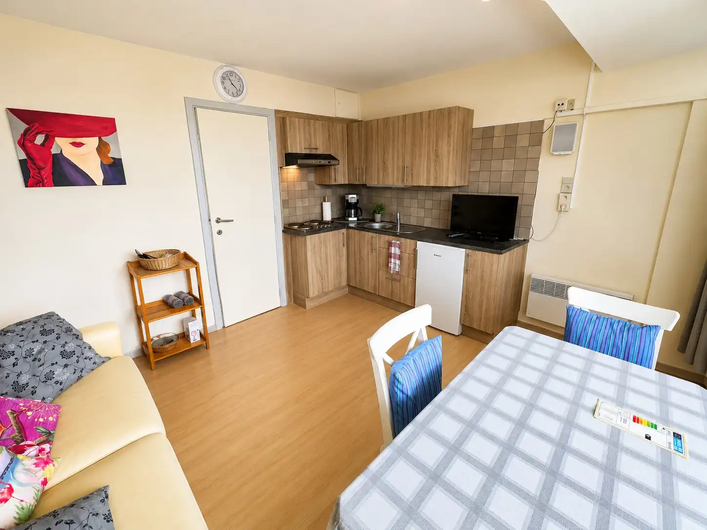 Gezellig appartement met ruim terras in het Park Atlantis te De Haan. foto 4