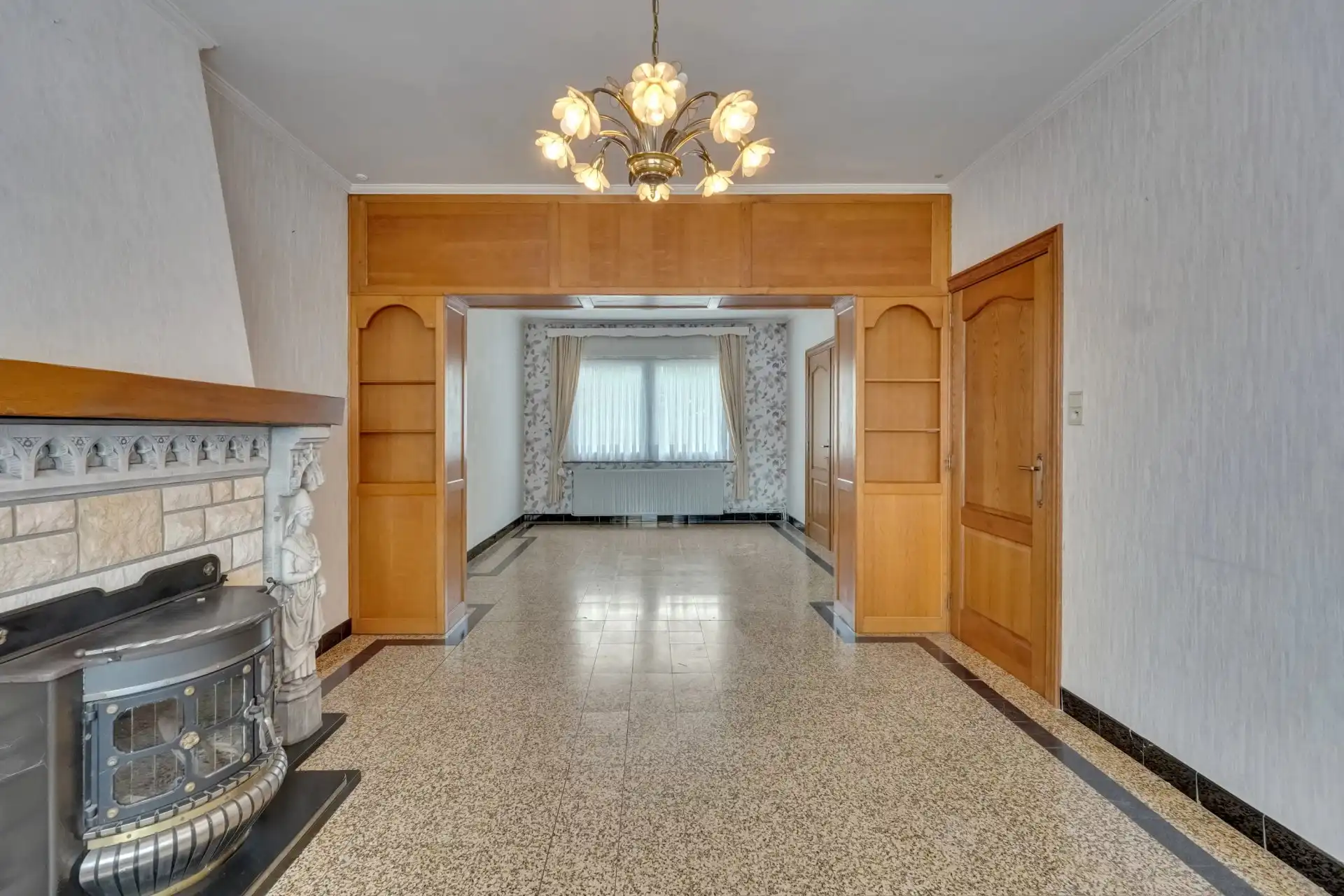 Ruime woning met potentiële bouwgrond foto 7
