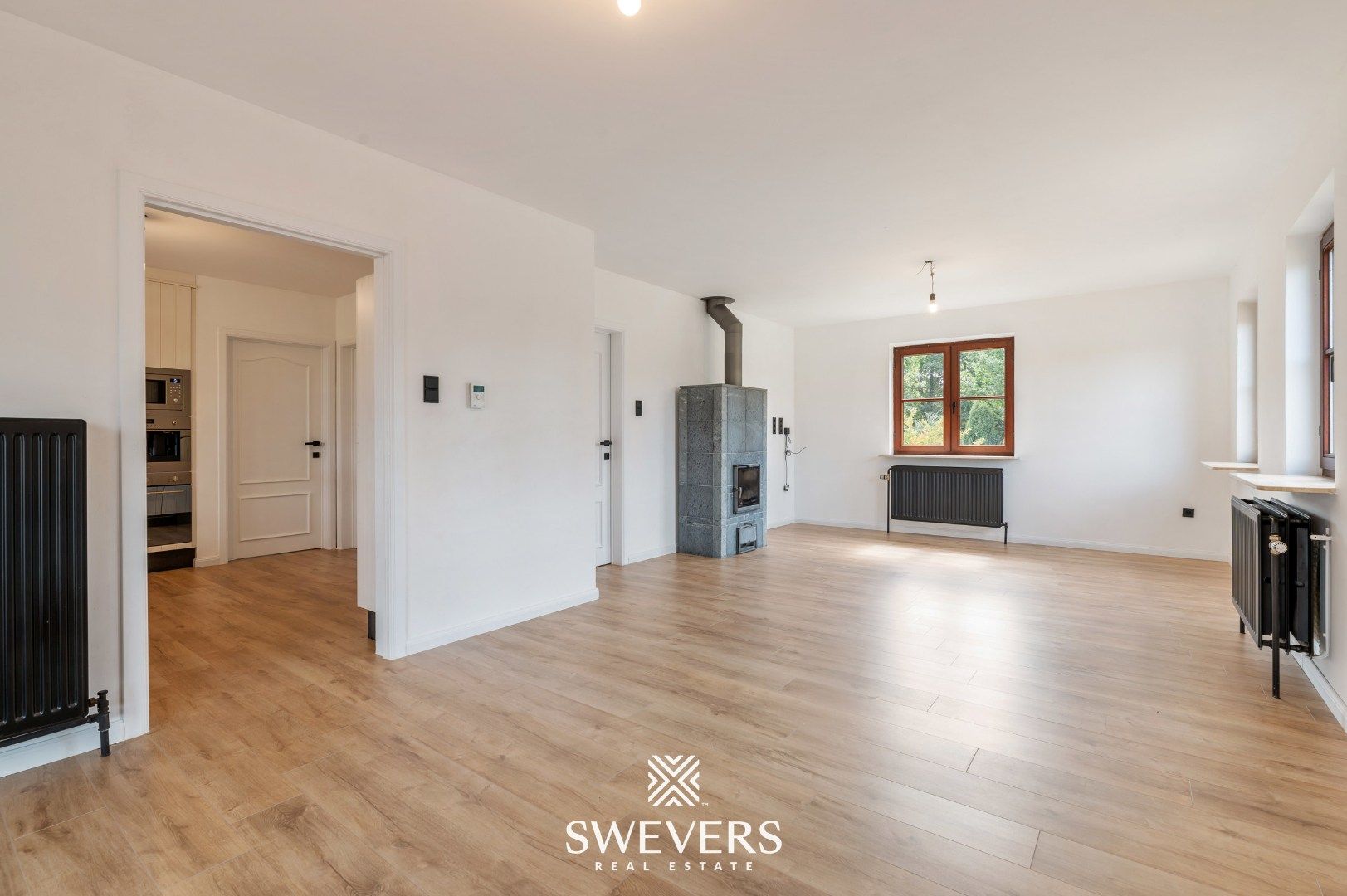 Riante splitlevelwoning op ruim perceel foto 6