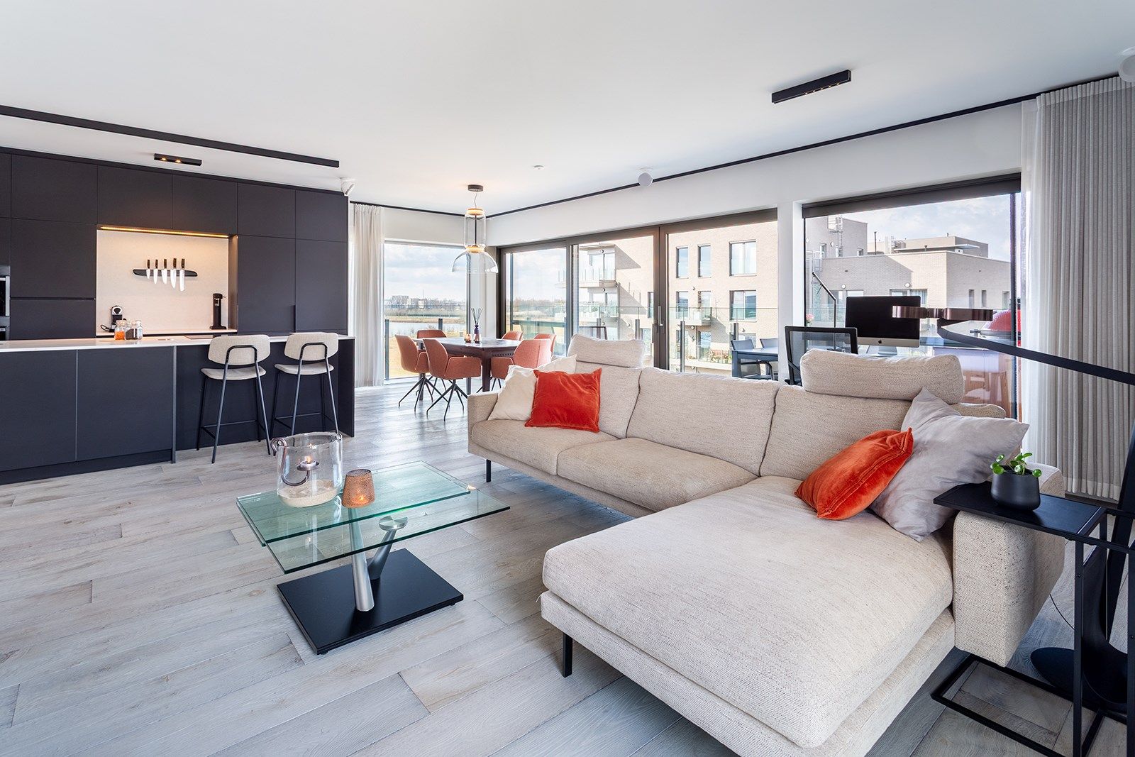 Zeer ruim, luxueus en lichtrijk appartement met 2 terrassen en zicht op het Galgenweel foto 5