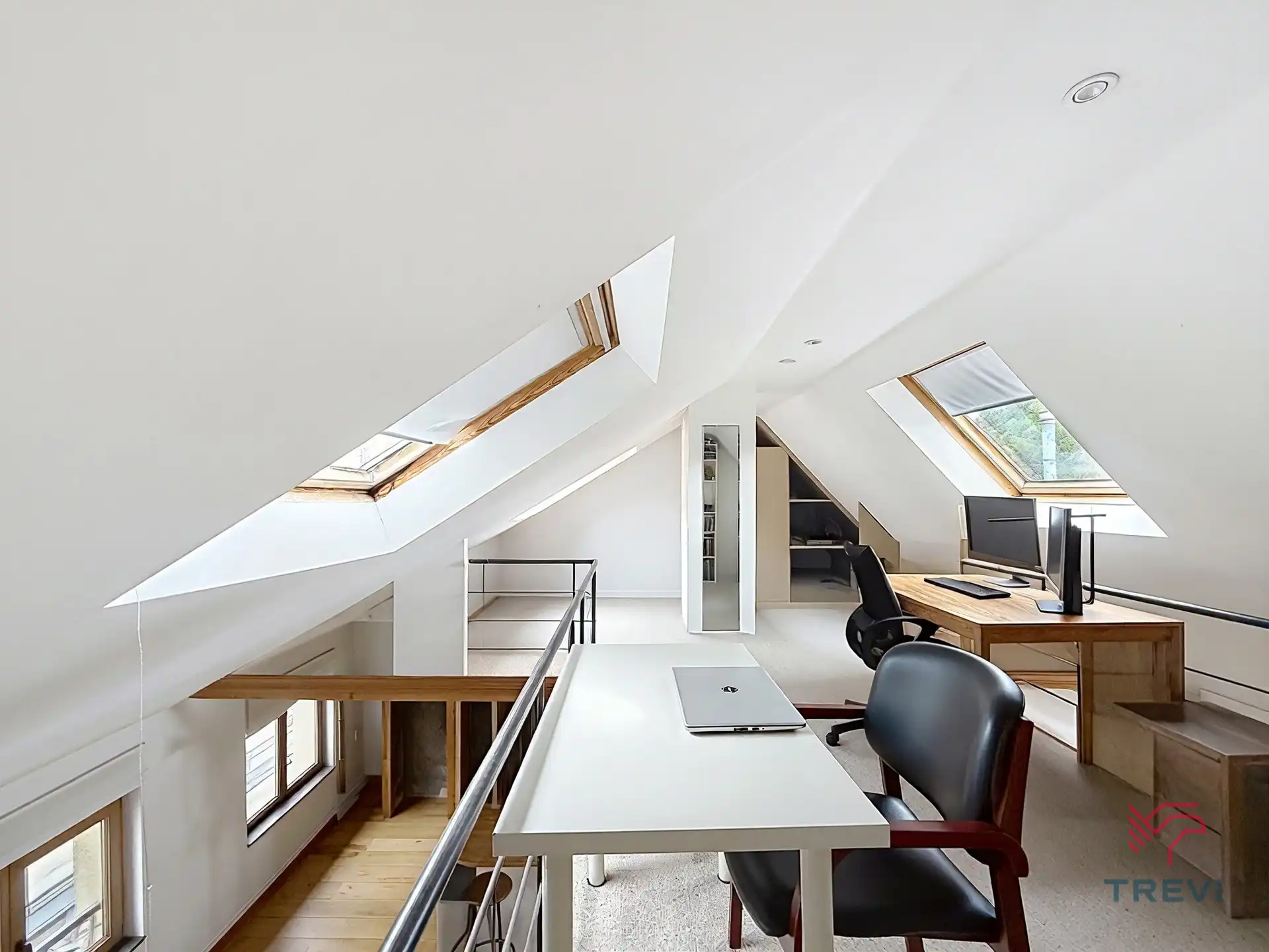 Mooi duplex van ±70m² met terras van ±10m² foto 8