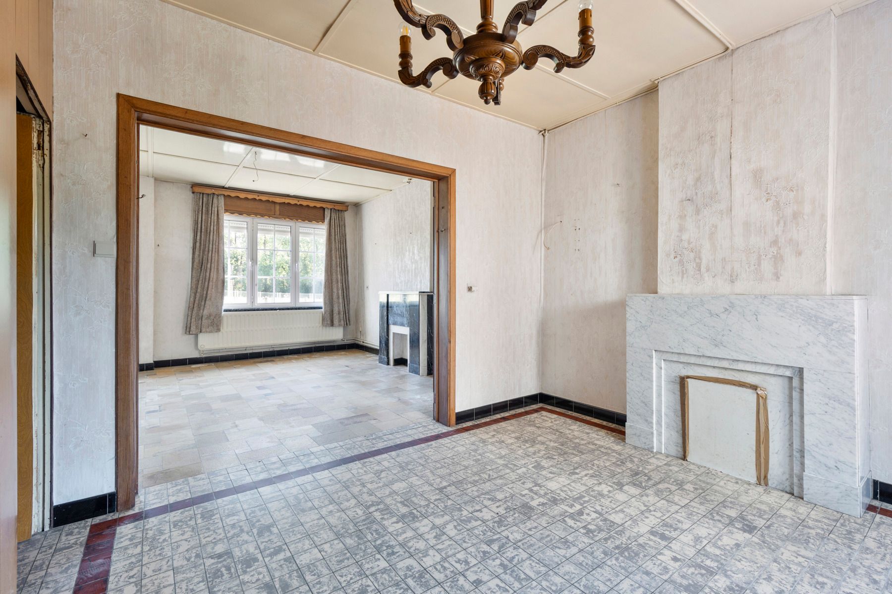 OPTIE Ruime woning met 5 slaapkamers en grote tuin foto 8