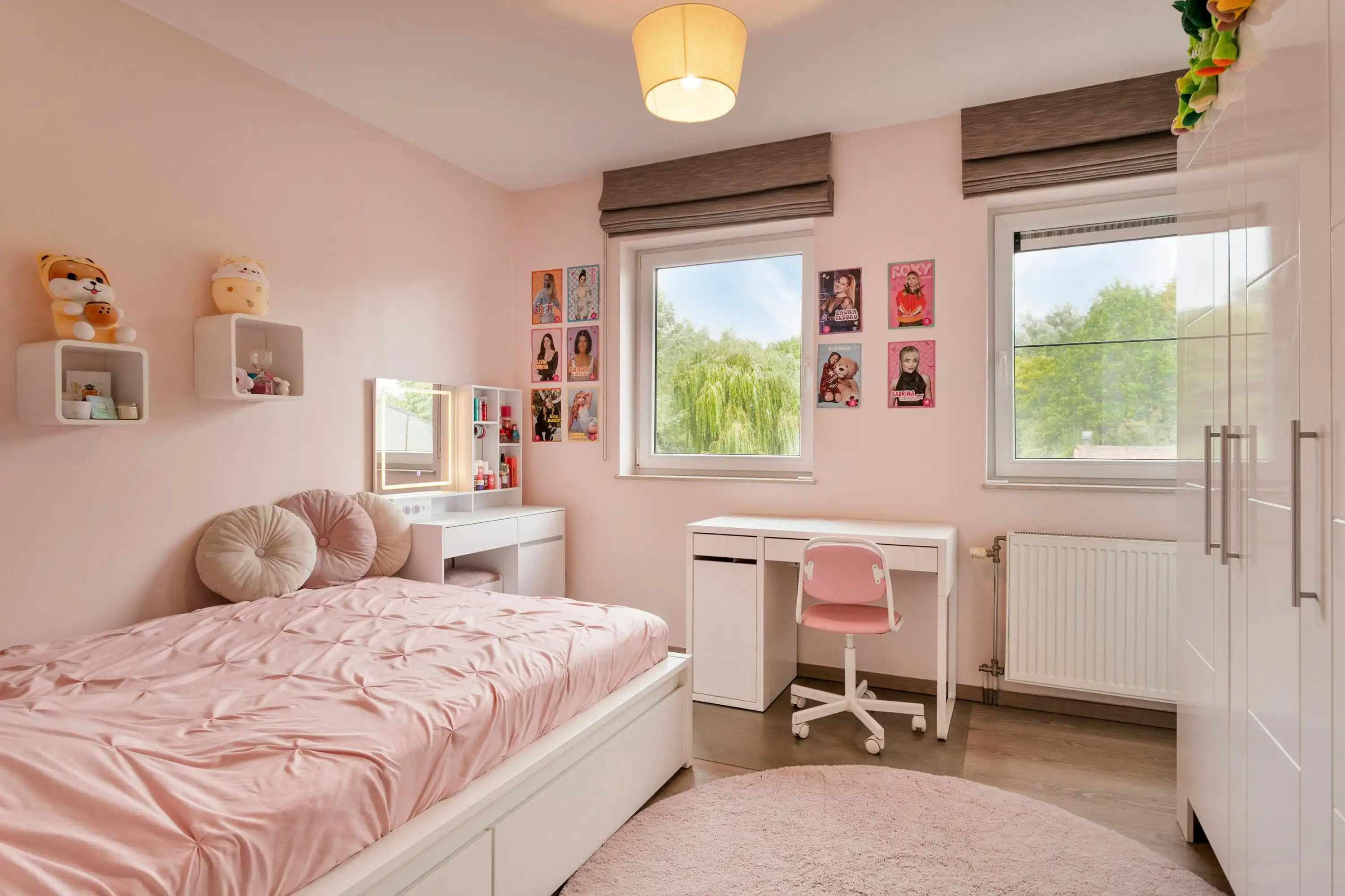 Ruim instapklaar huis: 4 slaapkamers, garage en grote tuin foto 19
