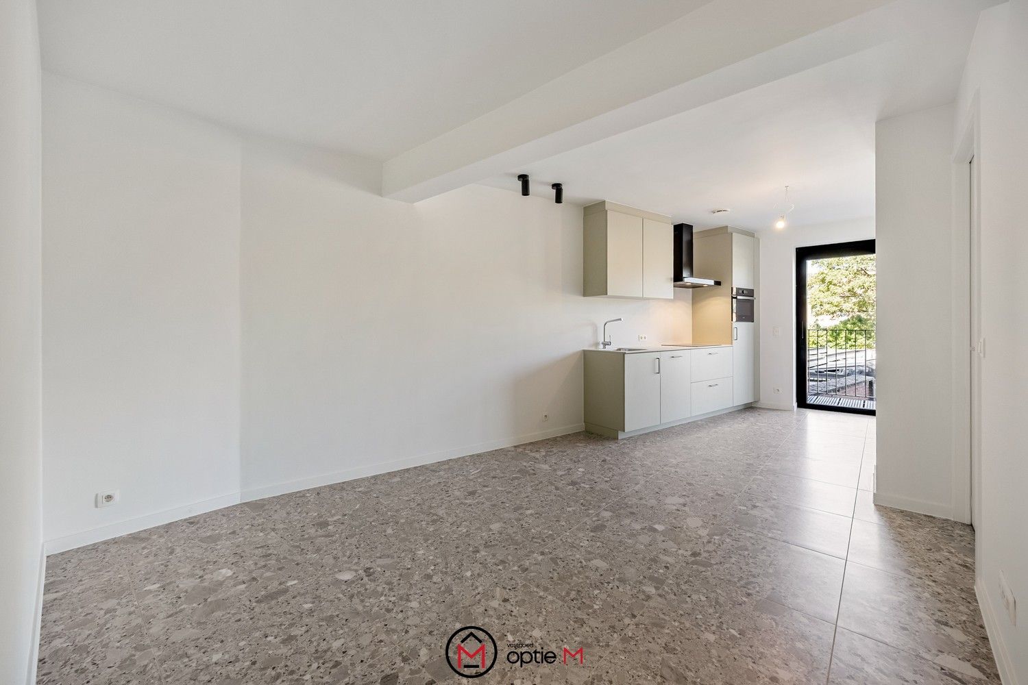 Wonen in het hart van Hasselt – slimme, complete studio foto 3
