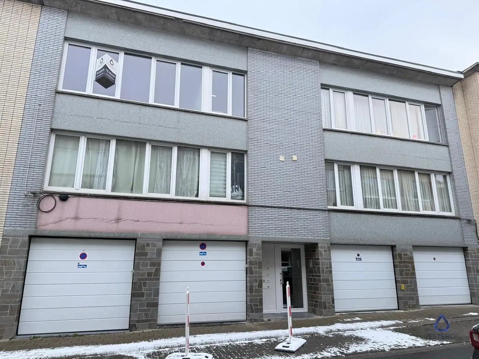 Prachtig gerenoveerd 2 slaapkamer appartement te Zellik foto {{pictureIndex}}