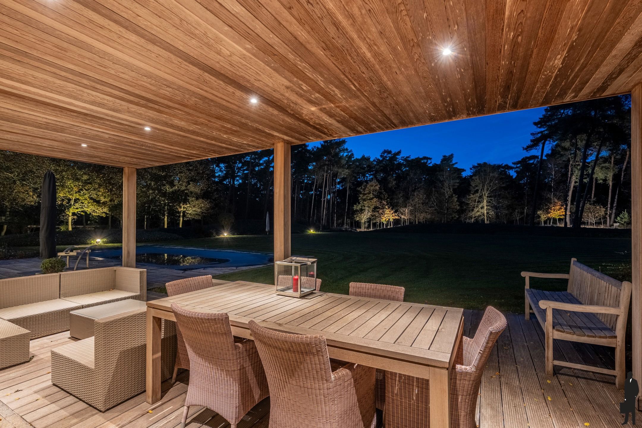 Villa met zwembad en privébos volledig omheind in Retie foto 29