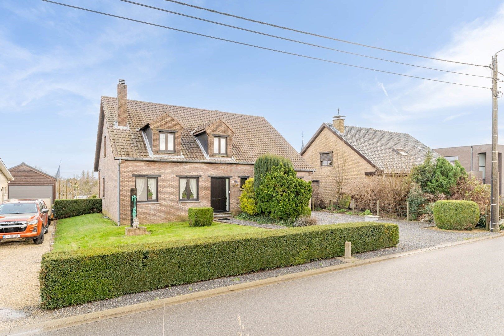 Rustig gelegen vrijstaande woning op 13a00 in het mooie landerlijke Kerniel foto 3