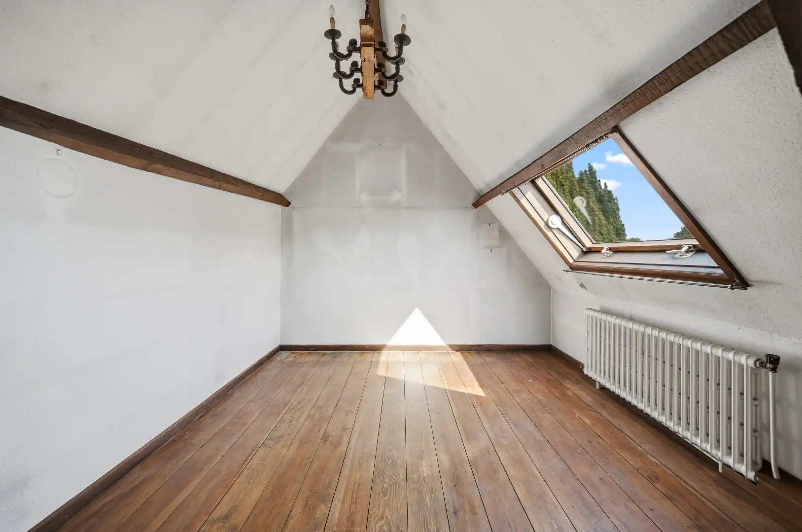 Te renoveren open bebouwing met ruime tuin en tal van mogelijkheden in Tienen foto 16