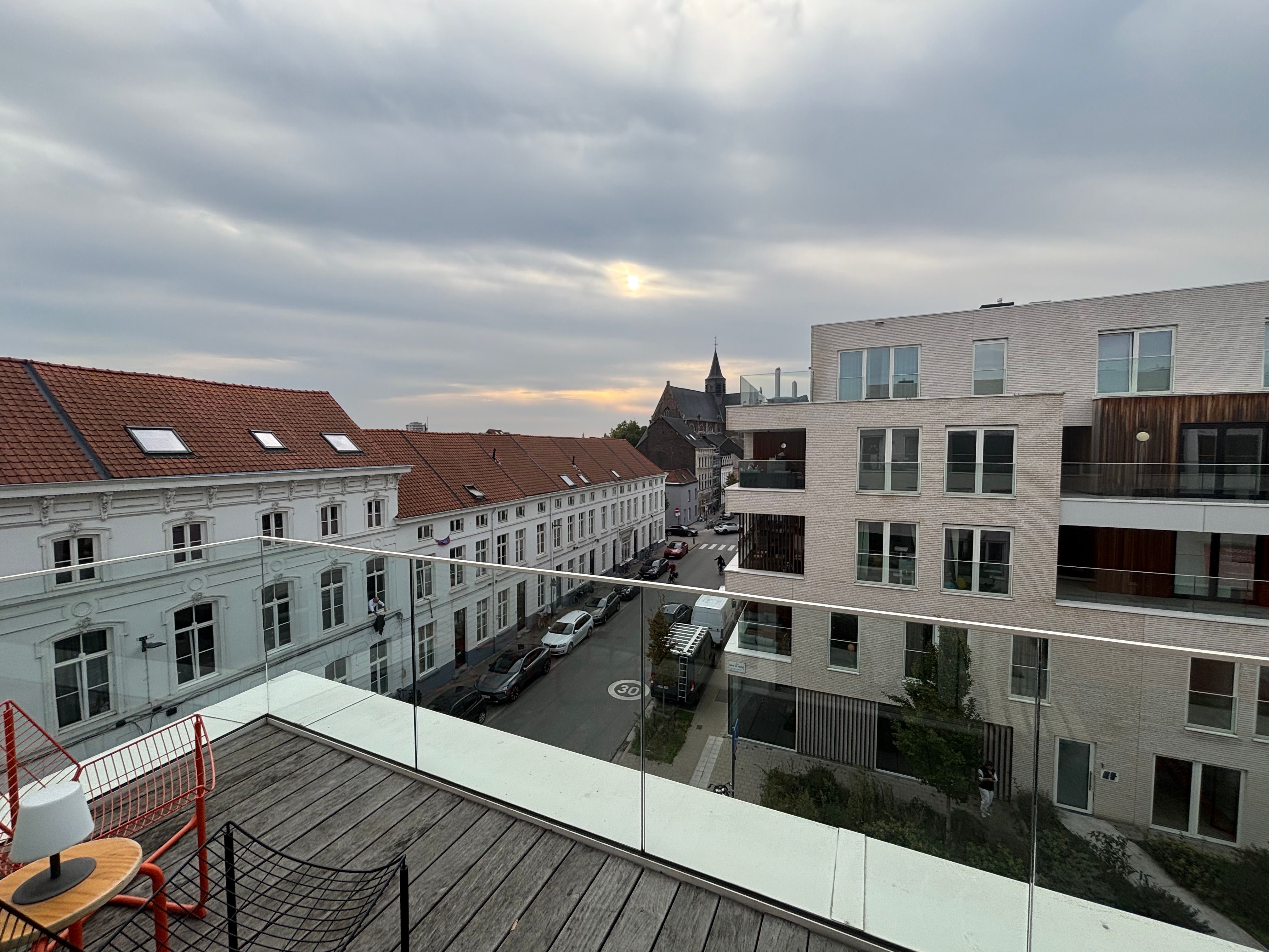 Modern & energiezuinig appartement te huur – Toplocatie nabij Dok Noord, Gent foto 3