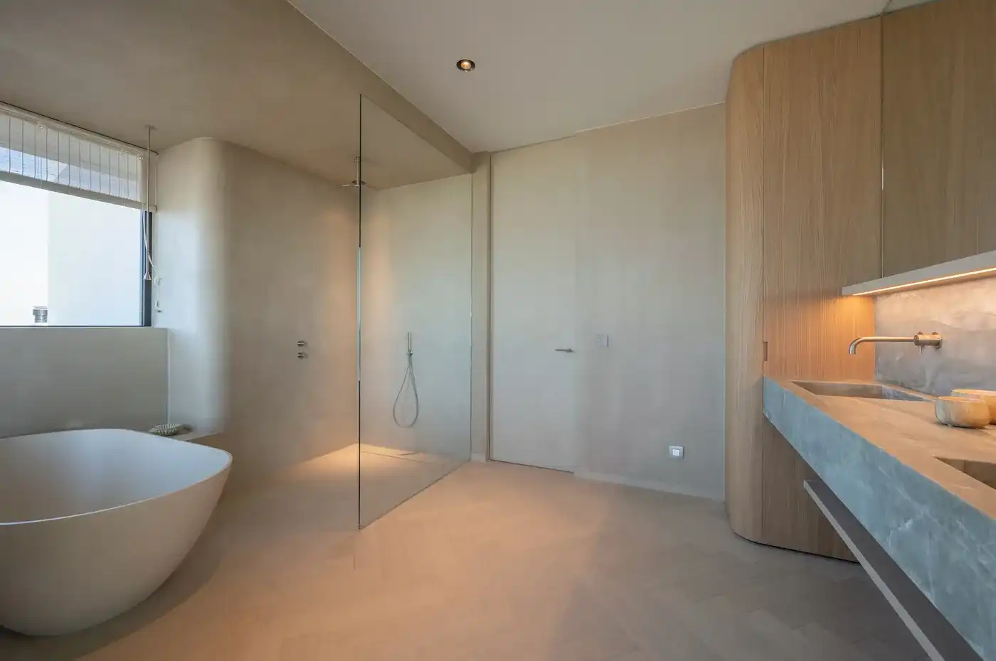 Uitzonderlijk duplex penthouse met een ideale oriëntatie en een fenomenaal panoramisch zicht over de Noordzee, Duinbergen en het Albertstrand foto 21