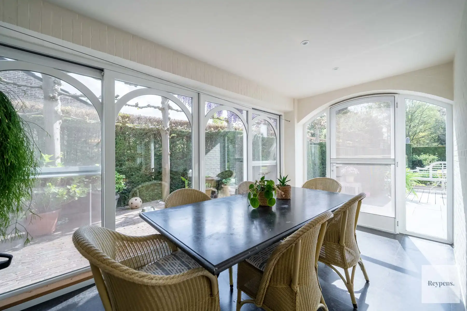 Unieke Laporta villa met prachtige tuin en zwembad foto 11