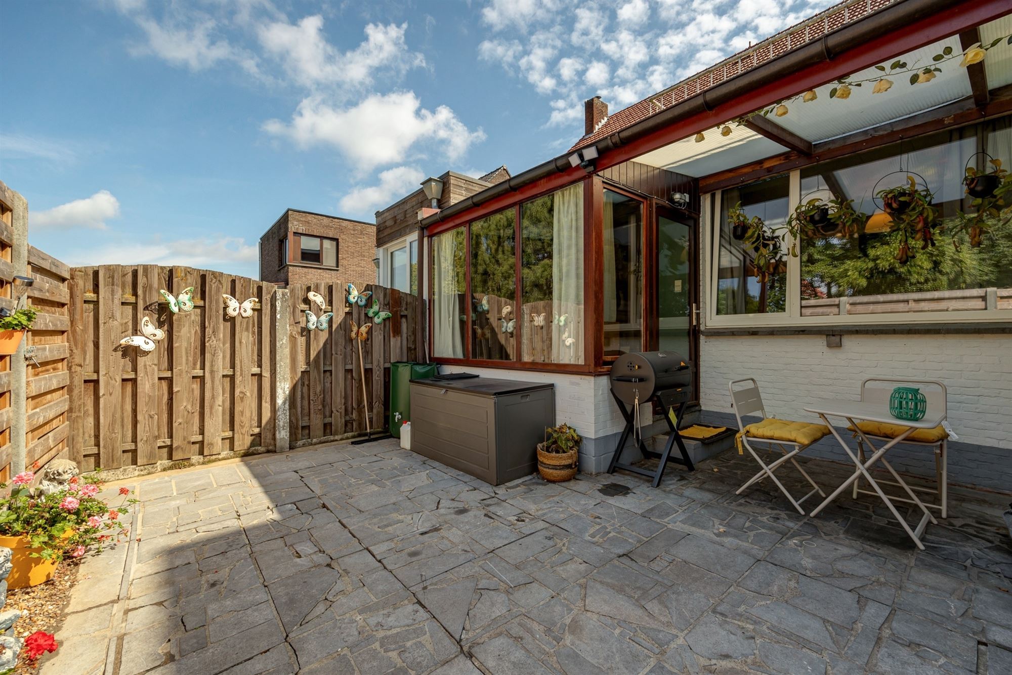 Gelijkvloersappartement met stadskoer en garagebox foto 20