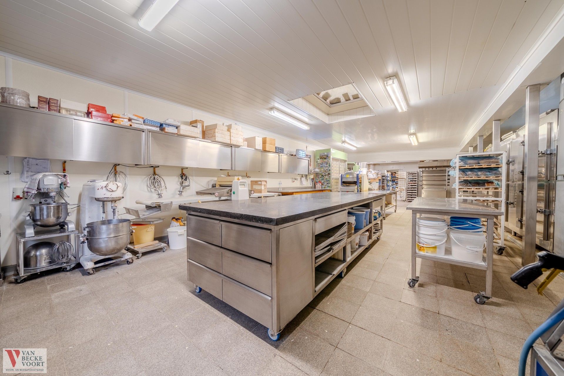 Handelspand met woonst foto 8