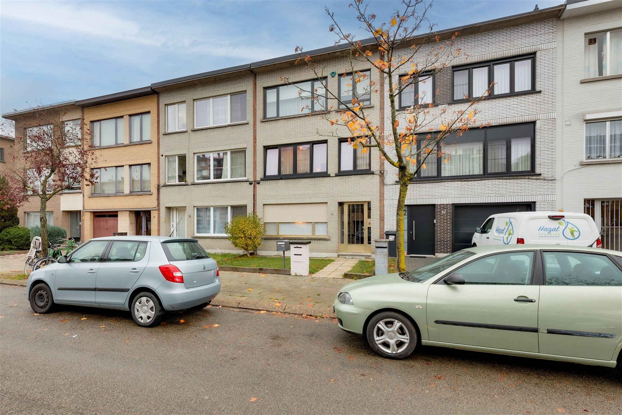 Leuk 2-slaapkamer appartement met terras in rustige straat te Merksem foto {{pictureIndex}}