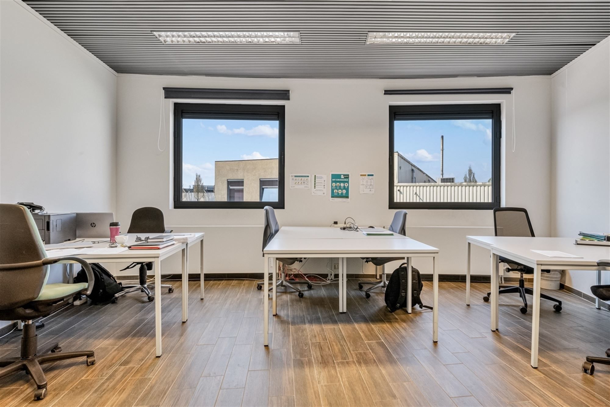 Instapklaar kantorencomplex op toplocatie ten zuiden van Gent foto 22