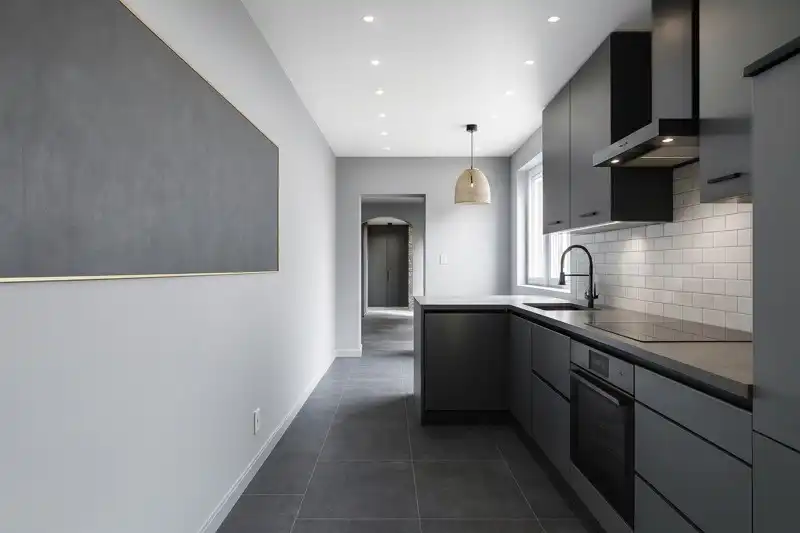 🌿 Instapklare halfopen woning met 3 slaapkamers, tuin, garage en zonnepanelen in Beveren-Leie TE KOOP! foto 5