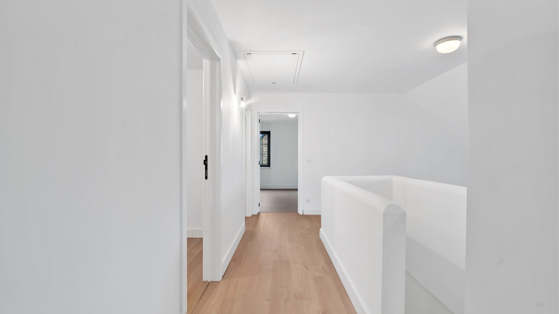 Ruime instapklare woning met 4 slaapkamers foto 22