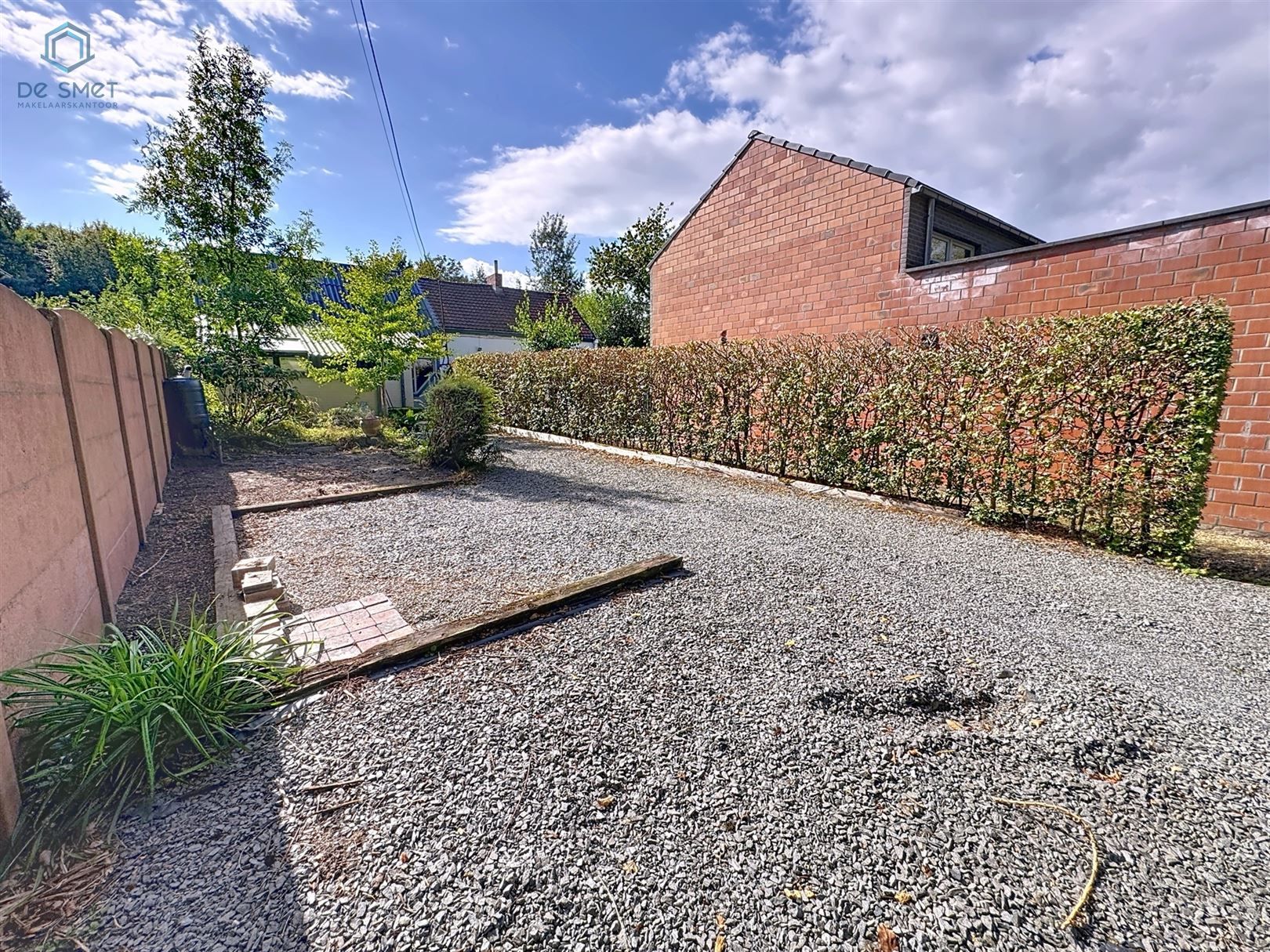 Te renoveren woning met prachtige tuin in rustige, doodlopende straat foto 25