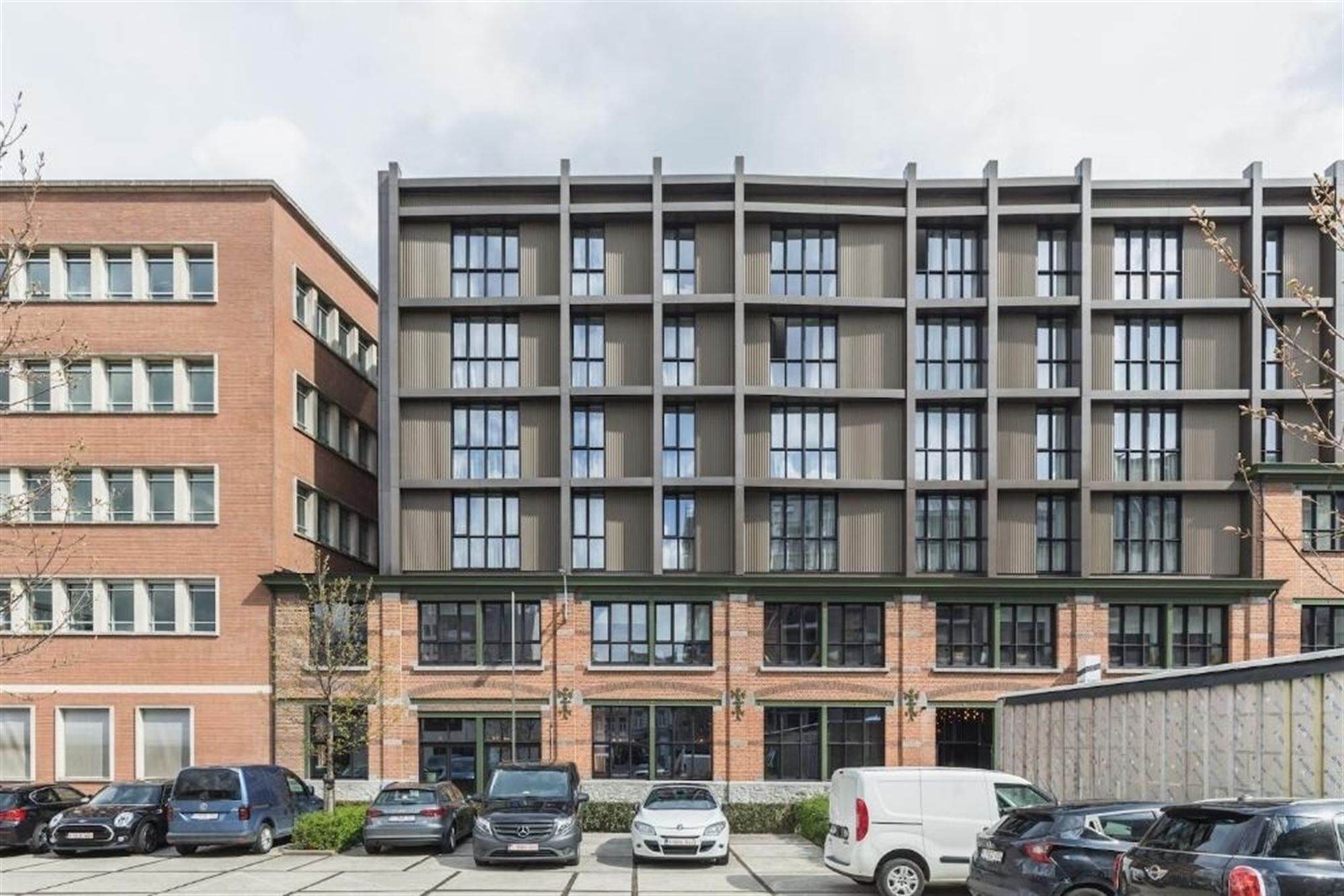 Gemeubileerde deluxe room bij YUST in Antwerpen Berchem foto 15